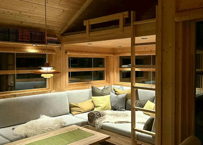 Al With Views Of Marshland And Mountains